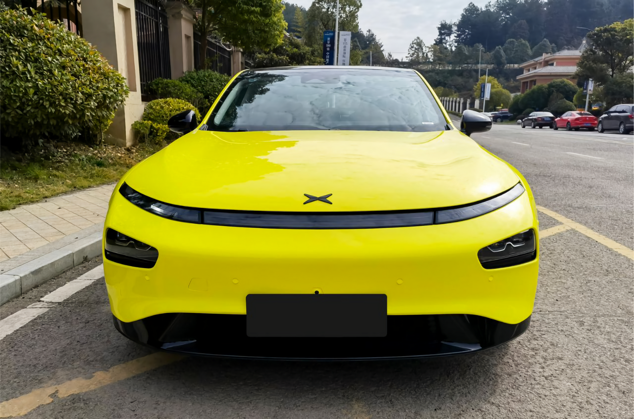 Lemon Yellow