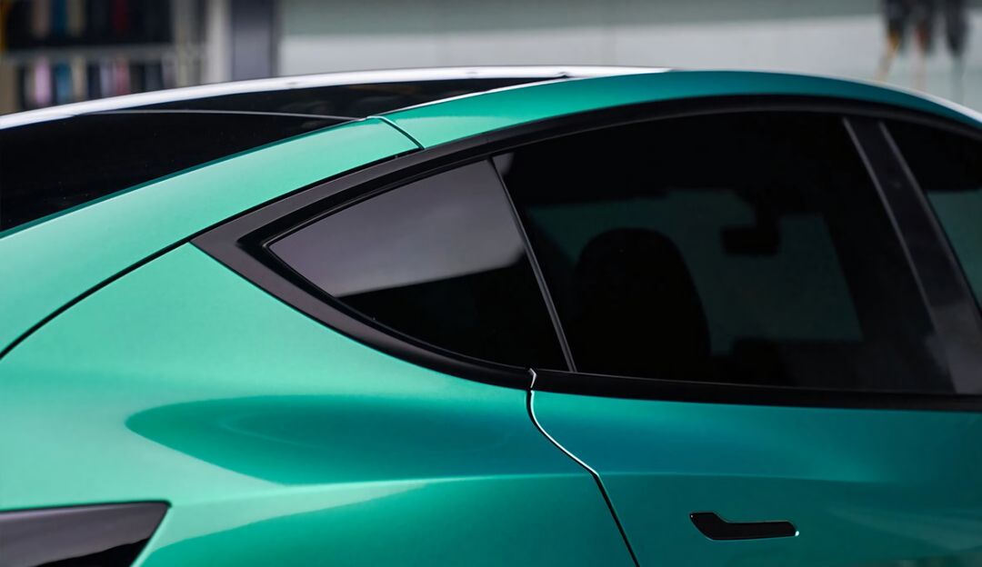 Metal Emerald Green
