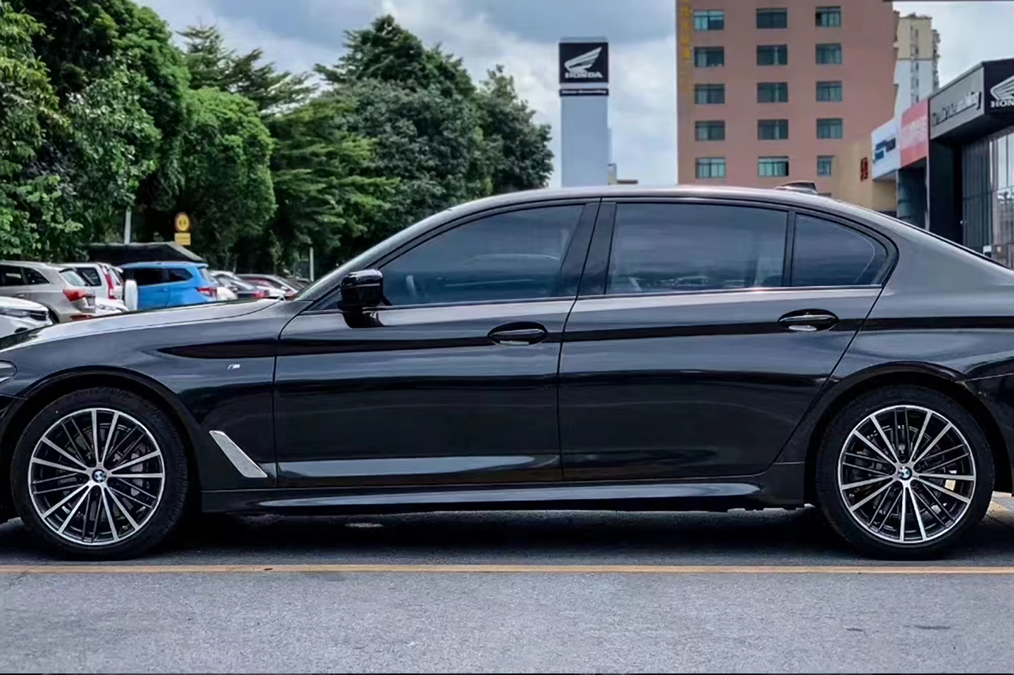 Metal Black