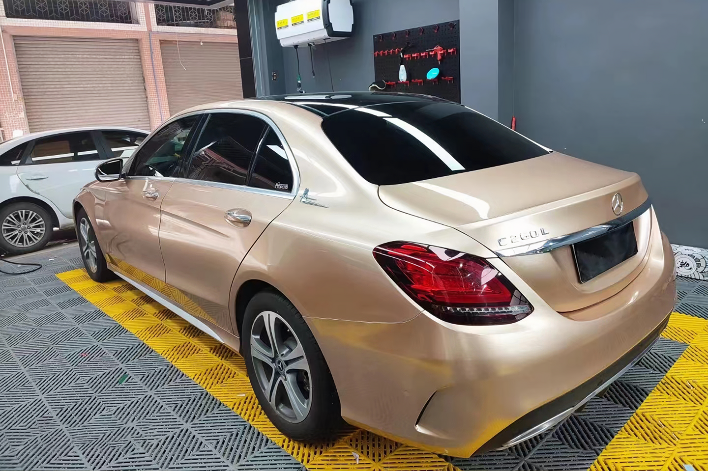 Metal Champagne Gold