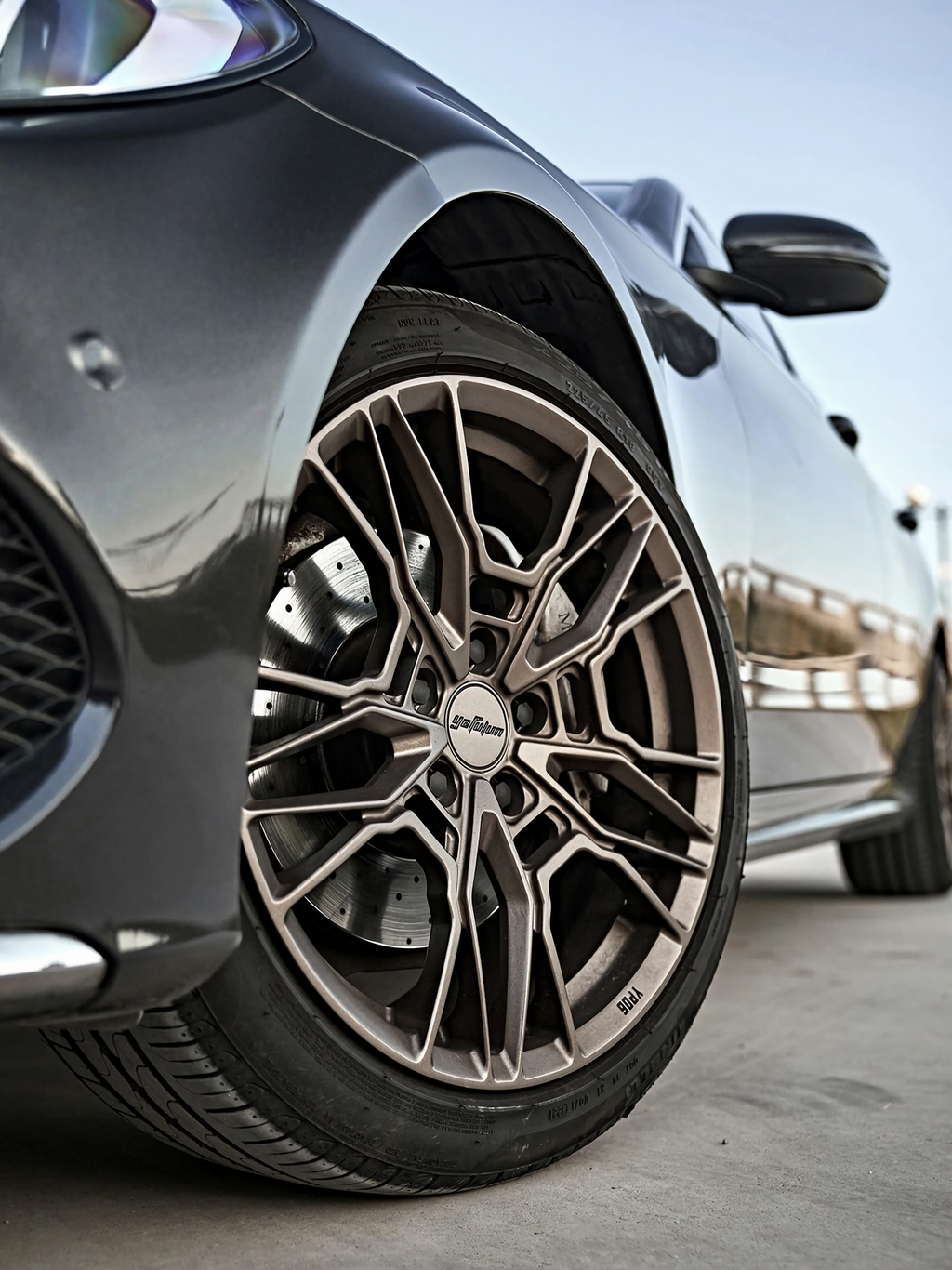 Bright Graphite Gray