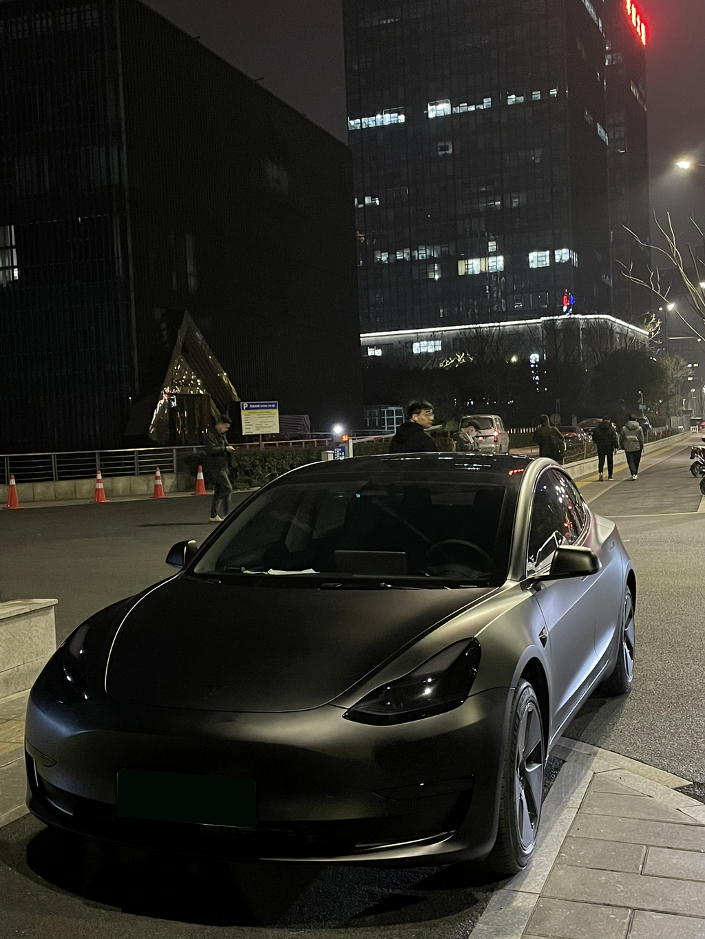 Super Matte Black
