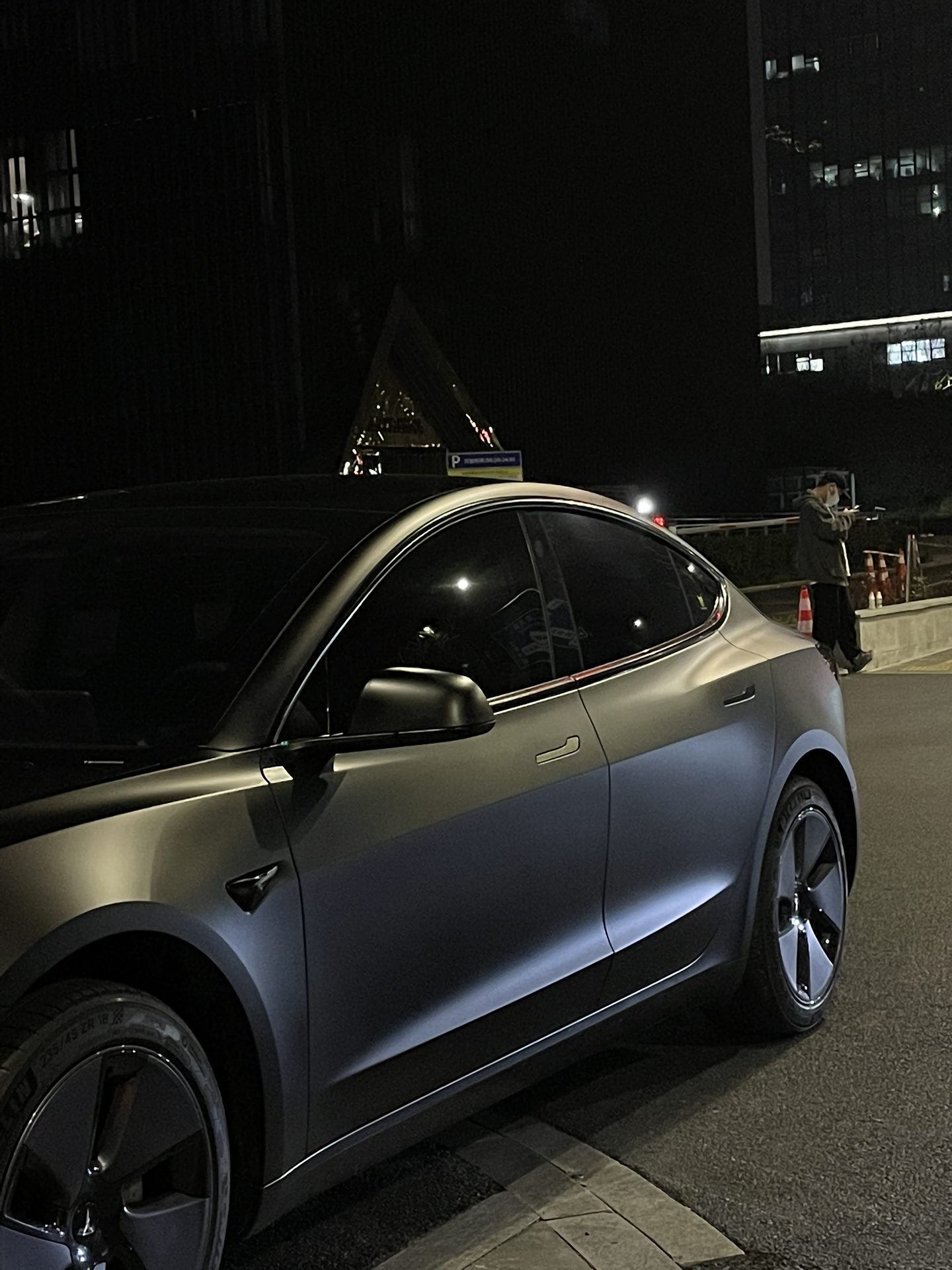 Super Matte Black